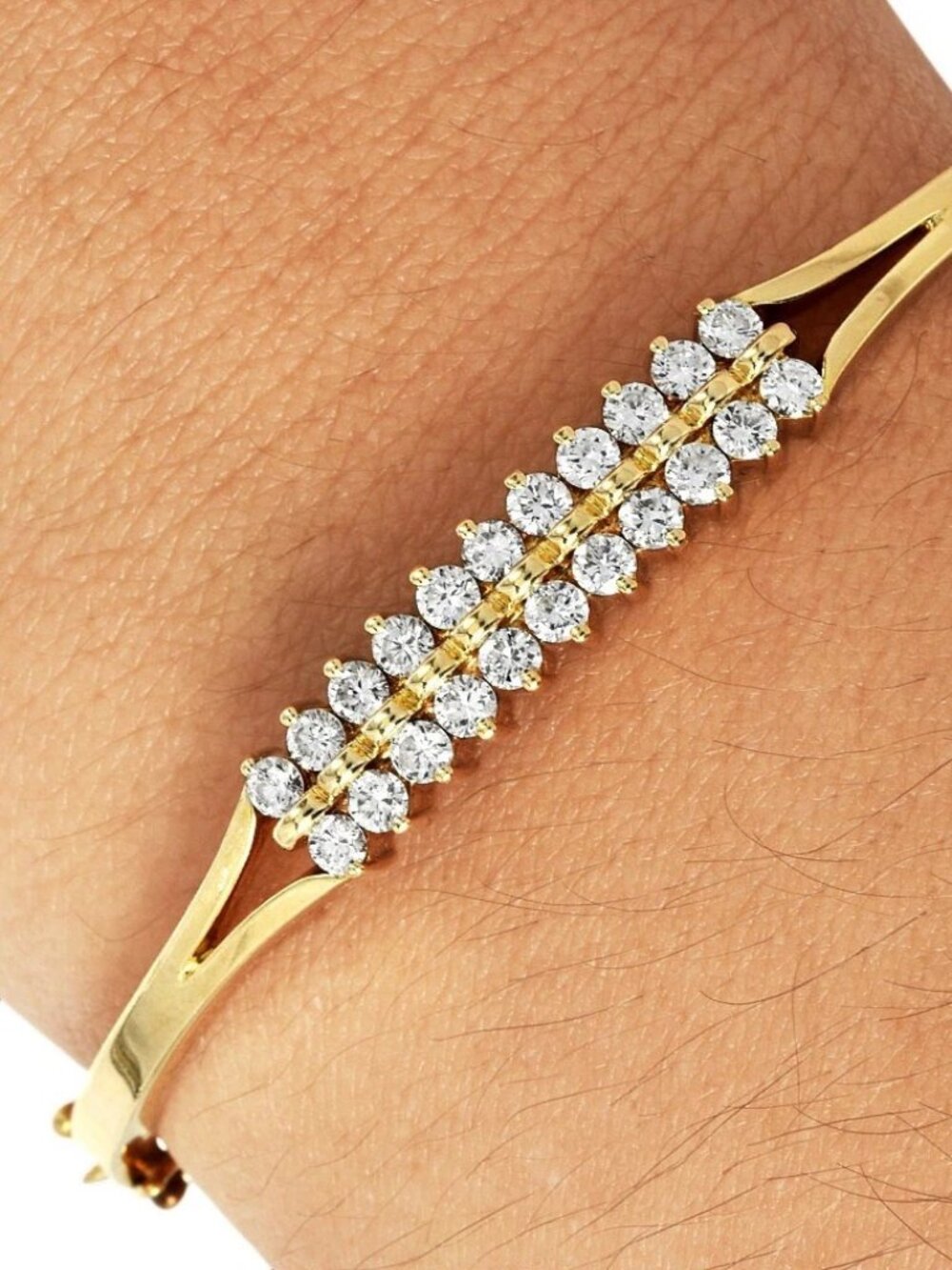 14k solid gold and 1ct diamonds bangle bracelet